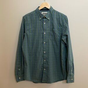 Mountain Khakis classic fit plaid button down size M